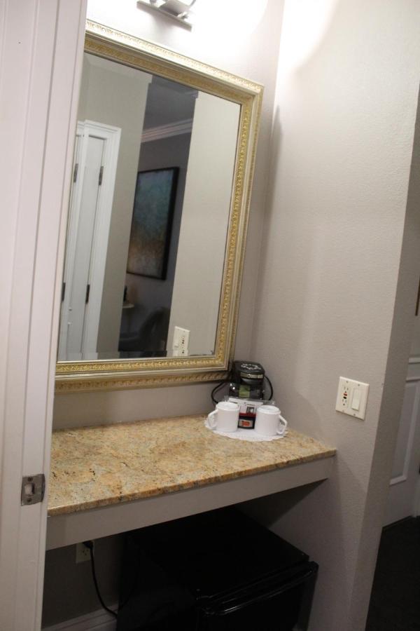 Bel Abri Napa Valley Inn מראה חיצוני תמונה